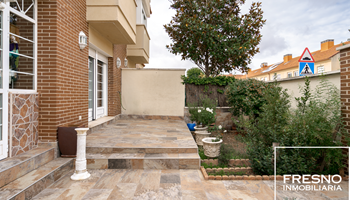 70.Cobeña, pareado, entrada (10).jpg