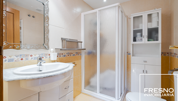 41.Cobeña, pareado, baño.jpg